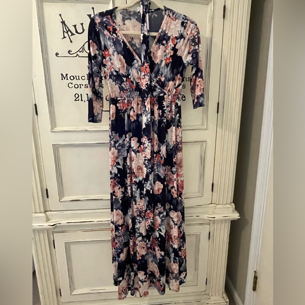 Like New PinkBlush Maternity Dress